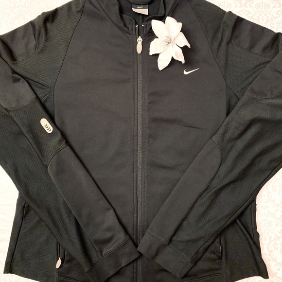 Nike Jackets & Blazers - 🌟 NIKE Dri-Fit Black Mesh Athletic Jacket L 12-14